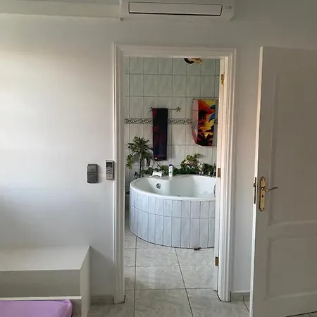 Kary Apartmán